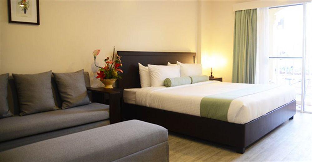 Subic Coco Hotel Olongapo Eksteriør billede