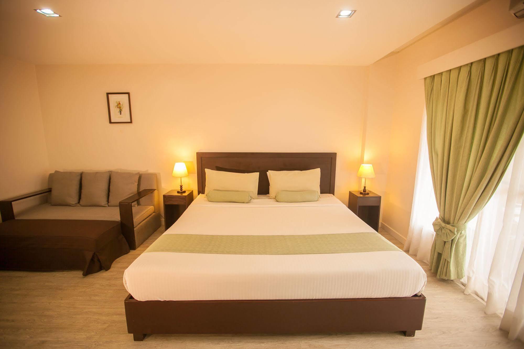 Subic Coco Hotel Olongapo Eksteriør billede