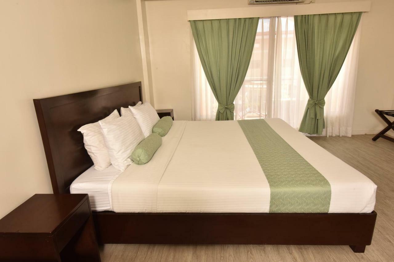 Subic Coco Hotel Olongapo Eksteriør billede